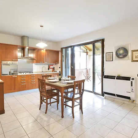 Pet Friendly In Varallo Pombia